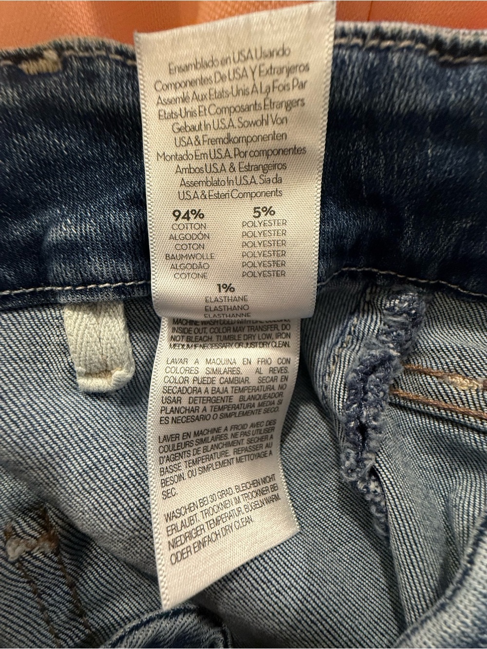 MOTHER High-Rise Wide-Leg Jeans in Medium Blue Wash - Picture 8 of 9